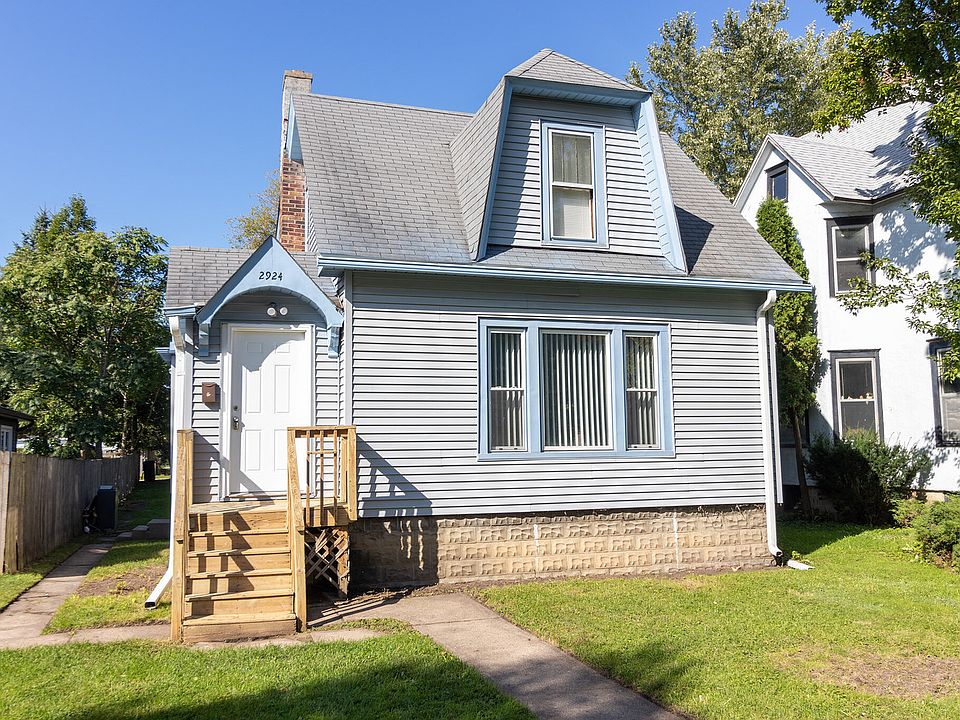 1st image of 2924 Ezra Ave