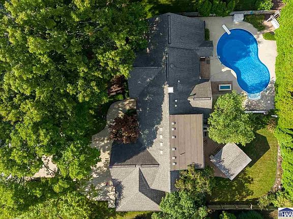 4th image of 130 Deming Ln