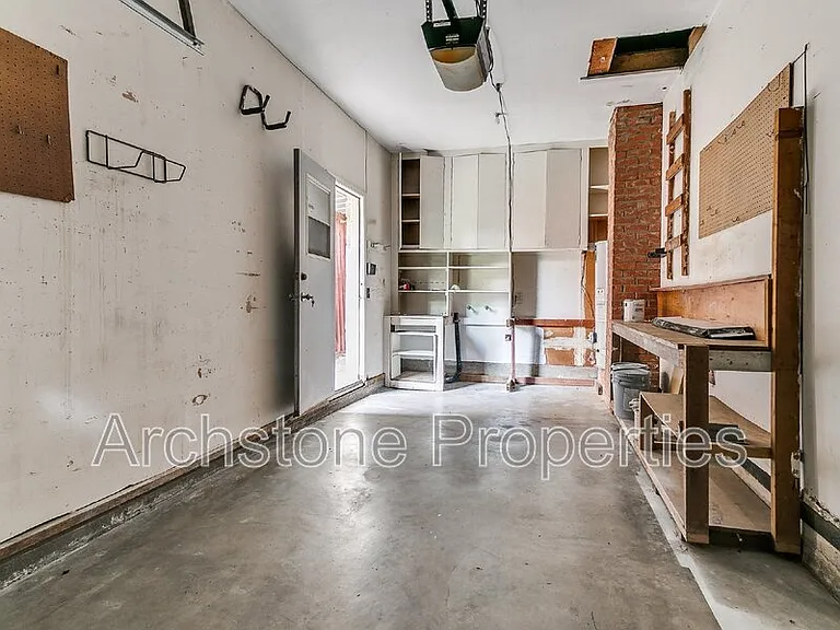 2617 NW 37th St — Photo 38