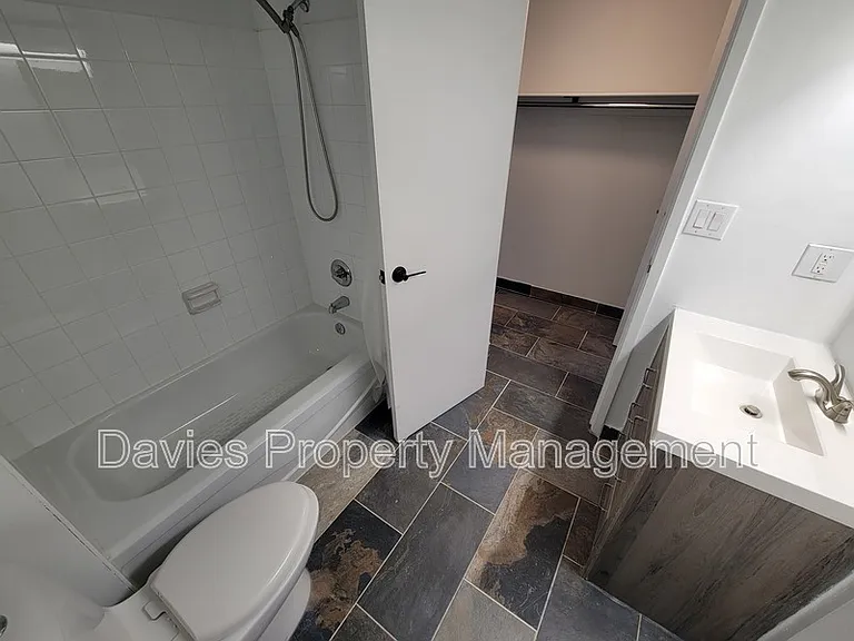 10149 Saskatchewan Dr NW #401 — Photo 16
