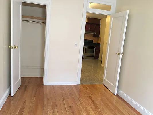Rented by Amorelli Realty | media 3