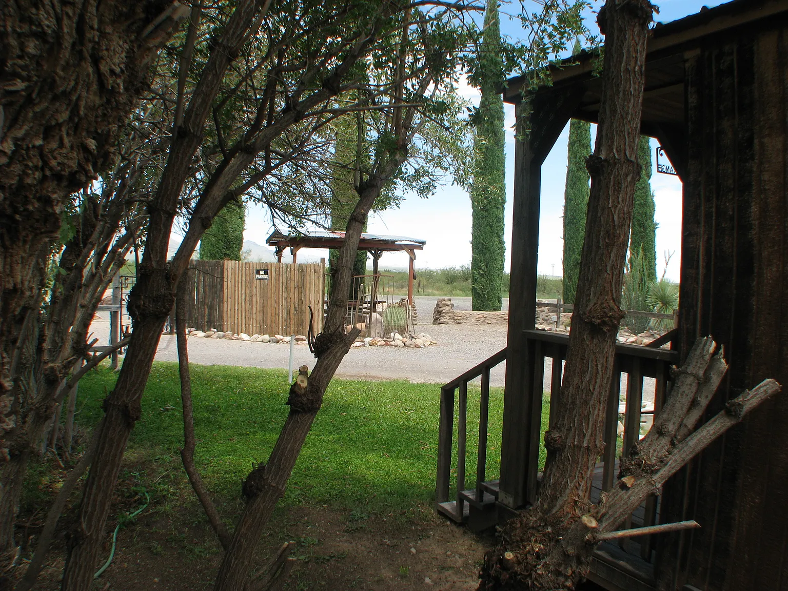 2 bed, 900 sqft, $475 — Photo 3
