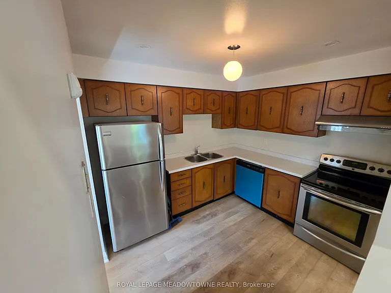 3123 Arnett Ct — Photo 6