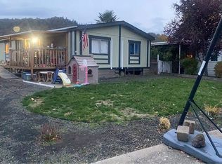718 Leiken Ln, Roseburg, OR 97470