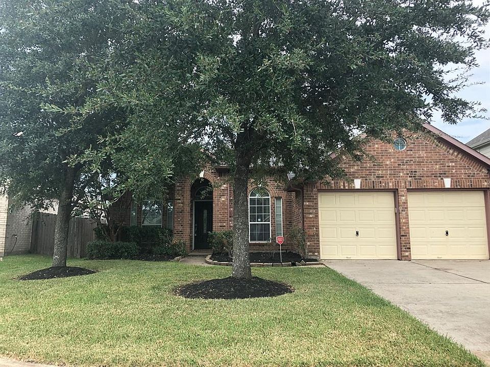 1st image of 2303 Canyon Springs Dr