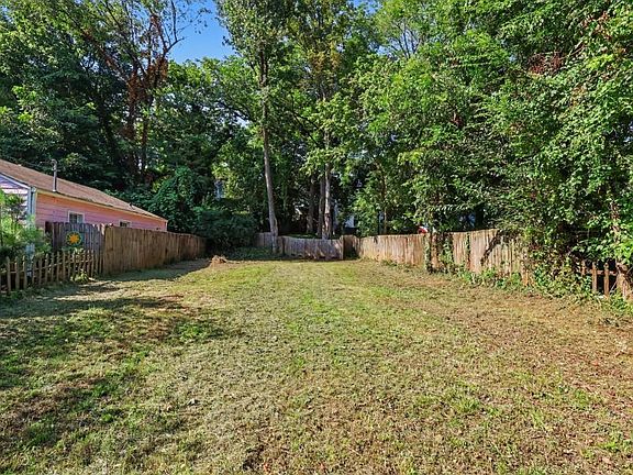 5th image of 1023 Grant Way SE #1