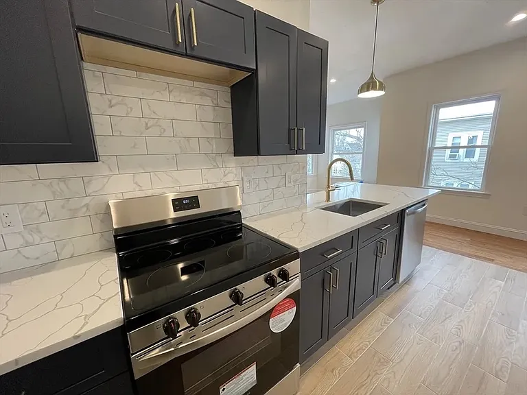 210 Whitman Ave #3 — Photo 10