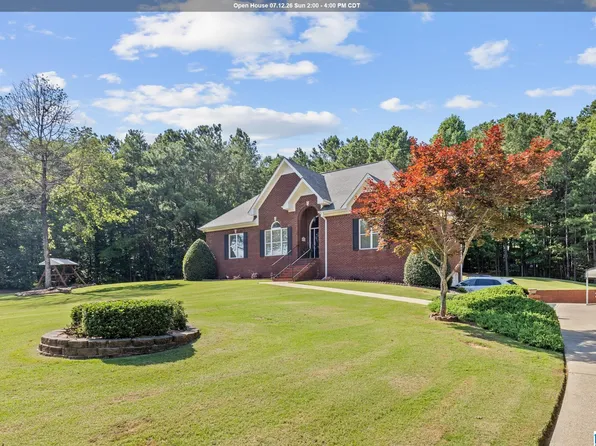 8018 Loggins Rd, Bessemer, AL 35022