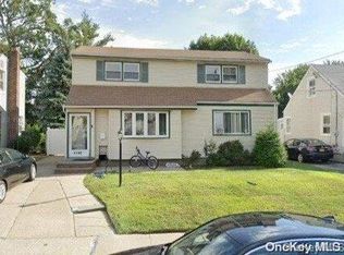 1195 Slabey Ave, Valley Stream, NY 11580