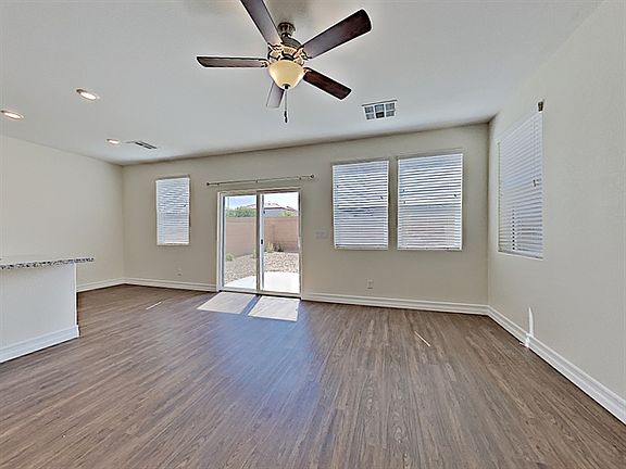 5th image of 943 Nerone Ave