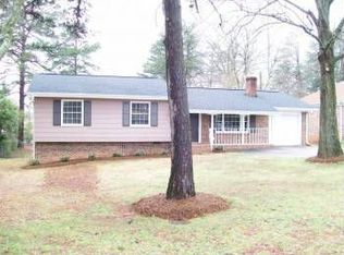 11 Willowood Dr, Spartanburg, SC 29303