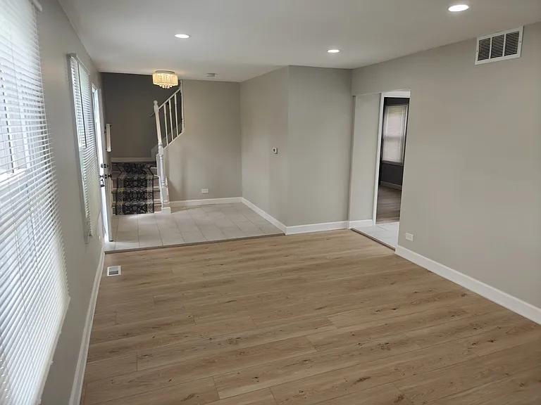 2208 Kensington Dr — Photo 10