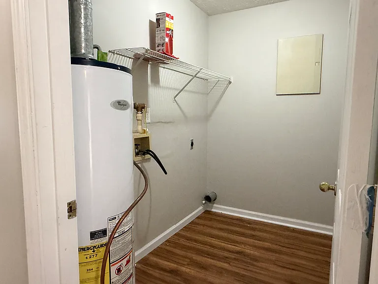 276 Pleasant Pointe Dr — Photo 19