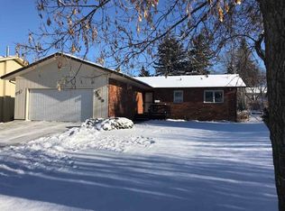 1509 10th St SW, Minot, ND 58701