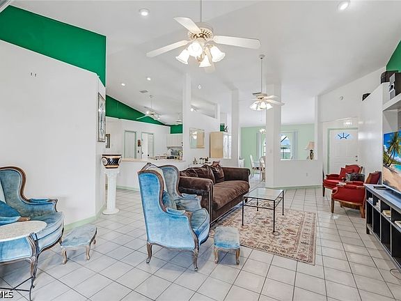 5th image of 1208 SW 34th St