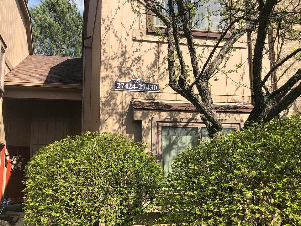 27430 Evergreen Rd #36
