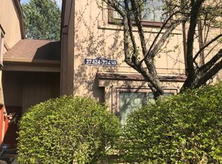 27430 Evergreen Rd #36, Lathrup Village, MI 48076