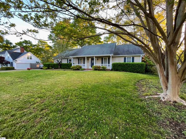 113 Roberts Farm Rd, Simpsonville, SC 29681