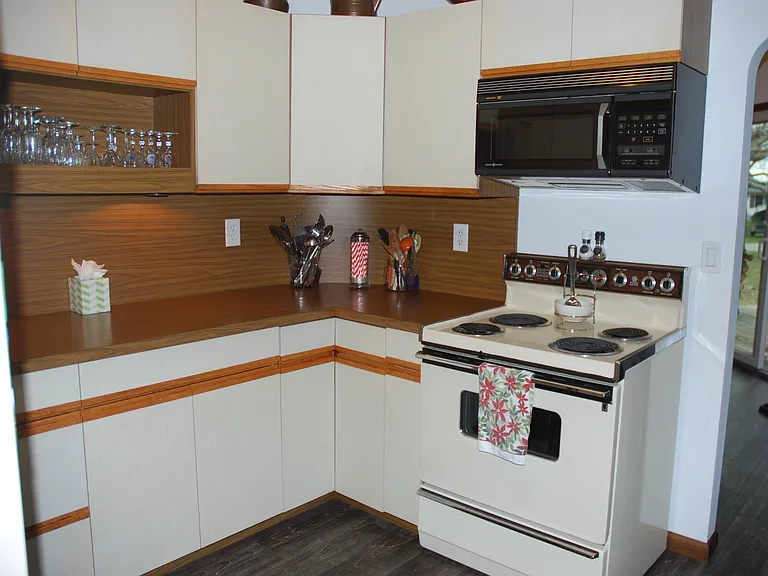 28 E Brander Pkwy — Photo 2