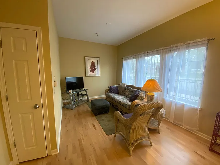 510 N Midvale Blvd — Photo 8