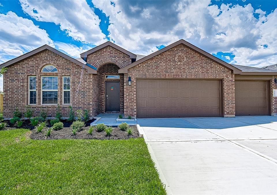 1st image of 1218 Fuchsia Dr