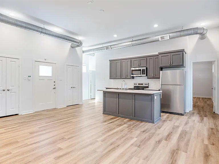 3426 Tuam St #A — Photo 41