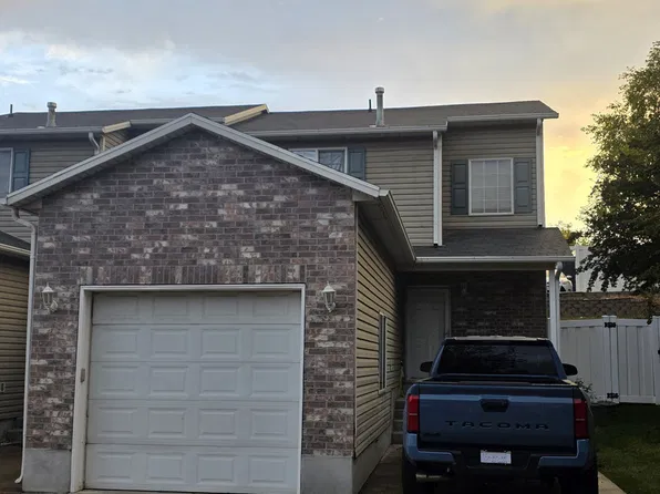 4839 S 1800 W APT 31, Roy, UT 84067