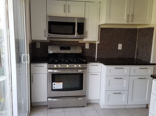 1219 W Flora St, Philadelphia, PA 19122
