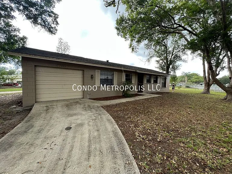 7924 Sun Vista Way — Photo 3