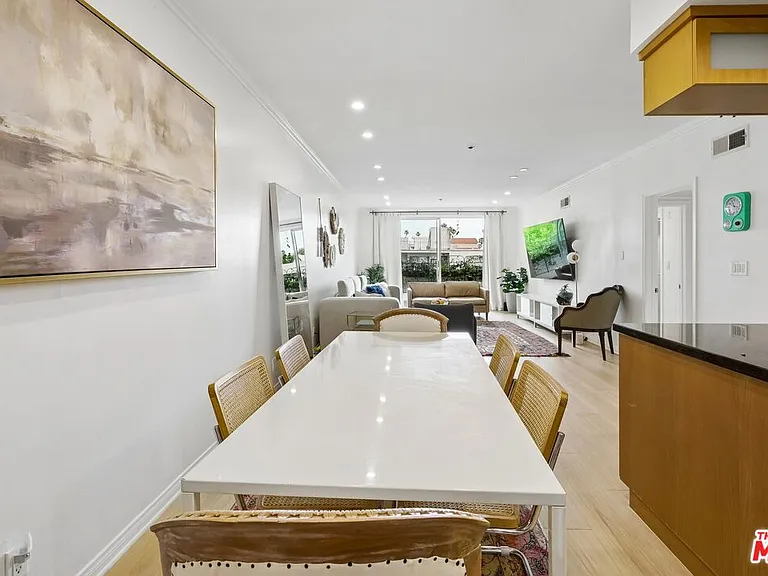 125 Montana Ave #304 — Photo 10