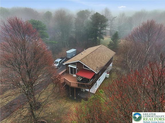 3rd image of 539 Old Stage Rd
