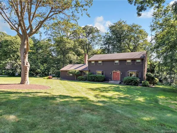 260 Pilgrim Lane, Stratford, CT 06614