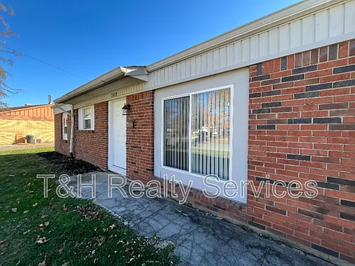 3611 Chateau Ln Photo 1