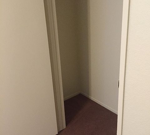 3rd image of 345 Stepney St APT 03