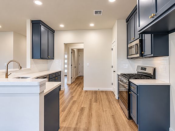 4th image of 8305 NW 163rd Ter