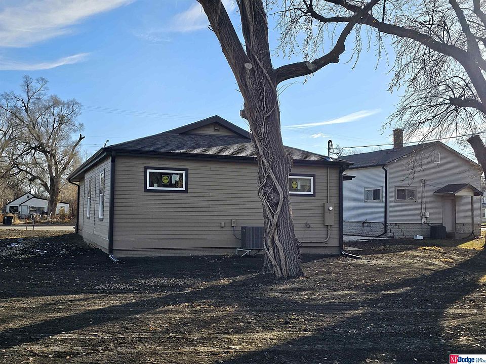 2nd image of 4546 N 16th St