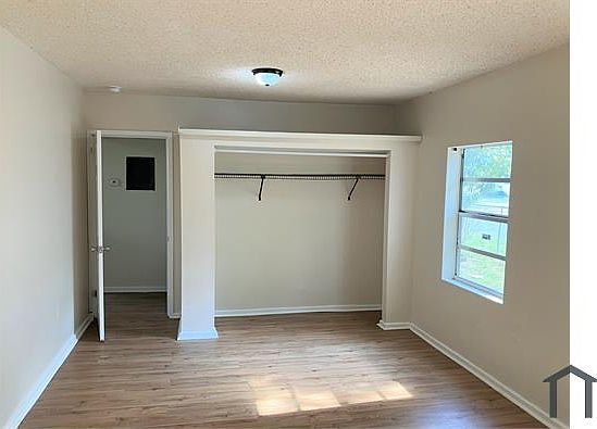 3rd image of 519 Arapahoe Ave