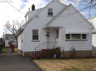 154 Pasadena Ave, Lodi, NJ 07644