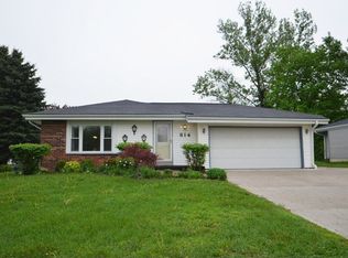 814 Bel Ric Dr, Kewaskum, WI 53040