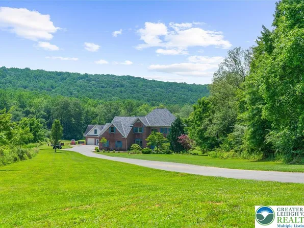 2350 Wassergass Rd, Hellertown, PA 18055