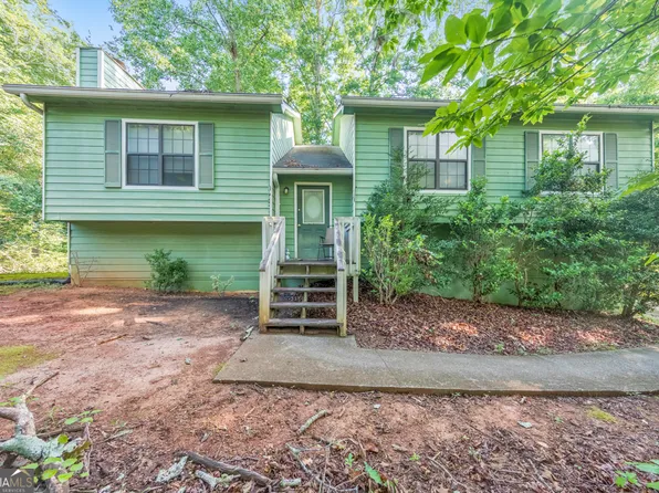 4021 Oak Stone Dr, Douglasville, GA 30135