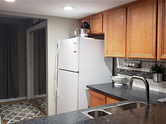 5th image of 4205 Old Road 37 APT 40