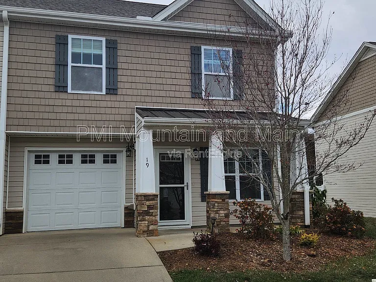 19 Barnett Shoals Dr — Photo 1
