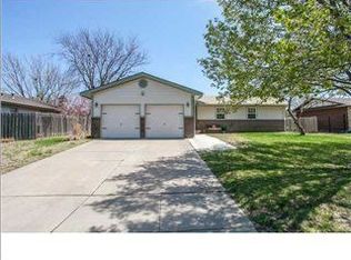 9265 E Lincoln Ct, Wichita, KS 67207