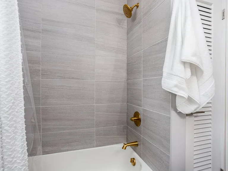 7412 Starfish Dr — Photo 25
