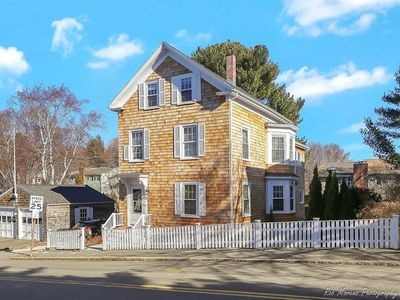 39 Lincoln Ave #2, Marblehead, MA, 01945