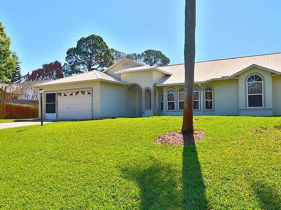 2nd image of 686 Caravan Terrace