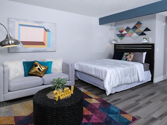 4th image of 4386 Escondido St #4340-08