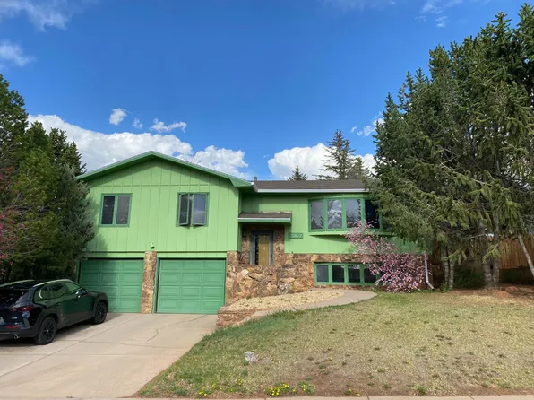 2167 N 17th St, Laramie, WY 82072