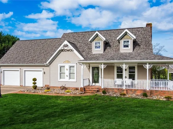 240 Mockingbird Hl, Zanesville, OH 43701